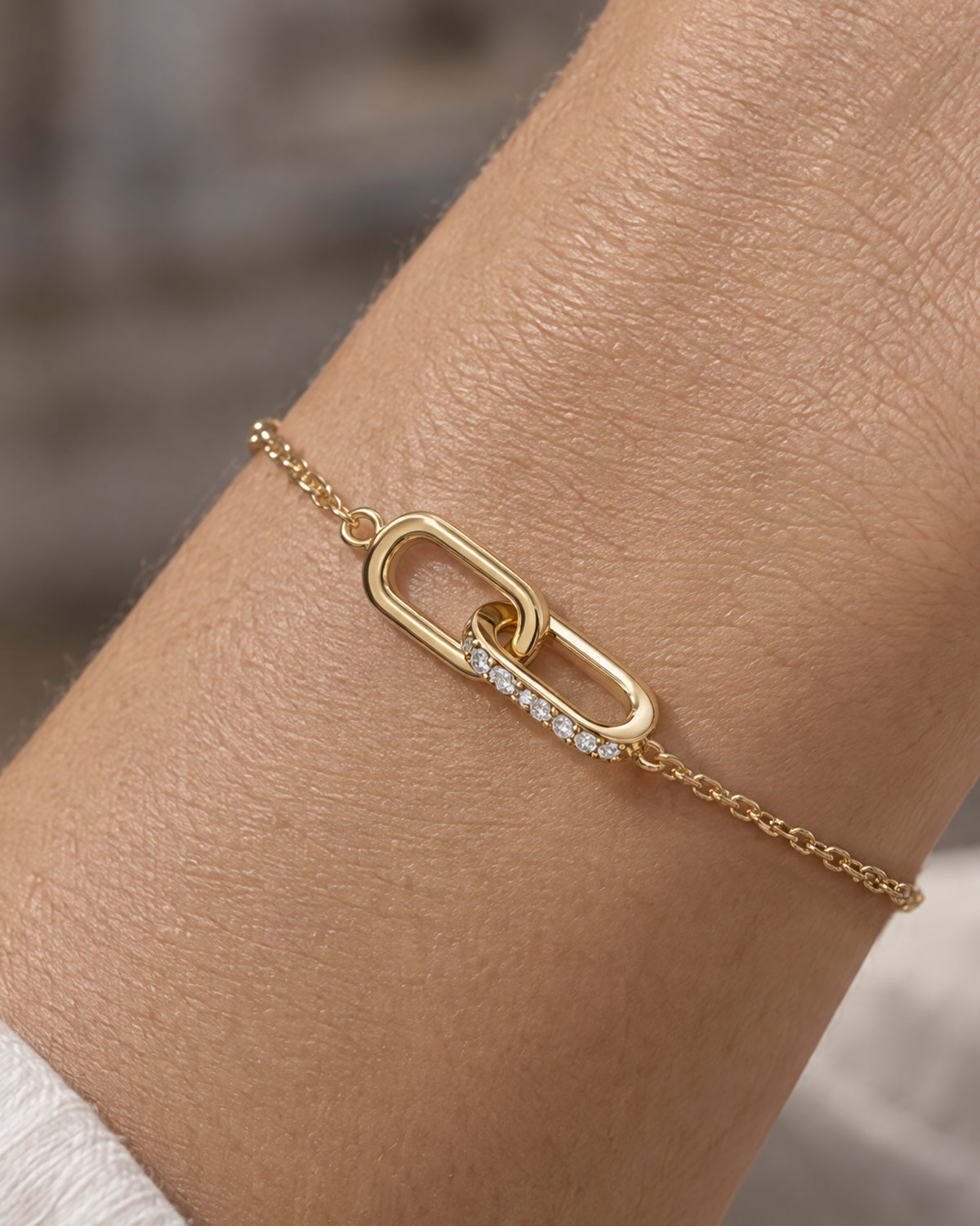 Forever Linked Interlocking Bracelet