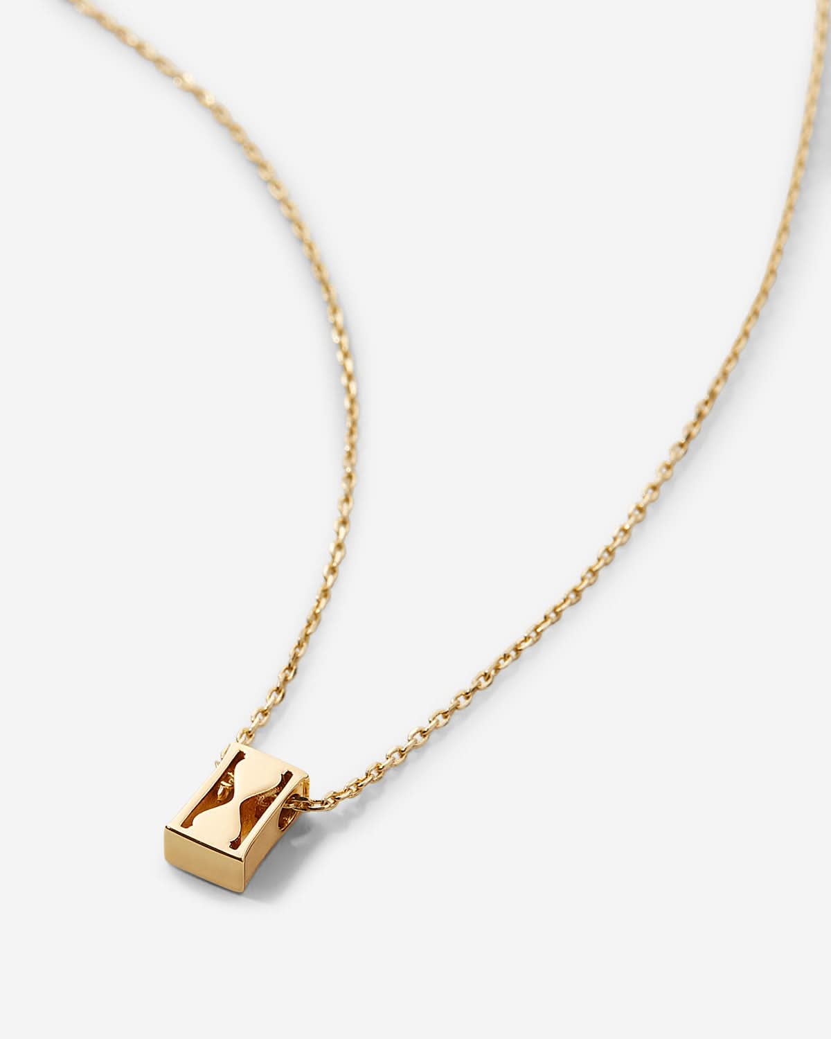 Bryan Anthonys Worth The Wait Gold Necklace Macro
