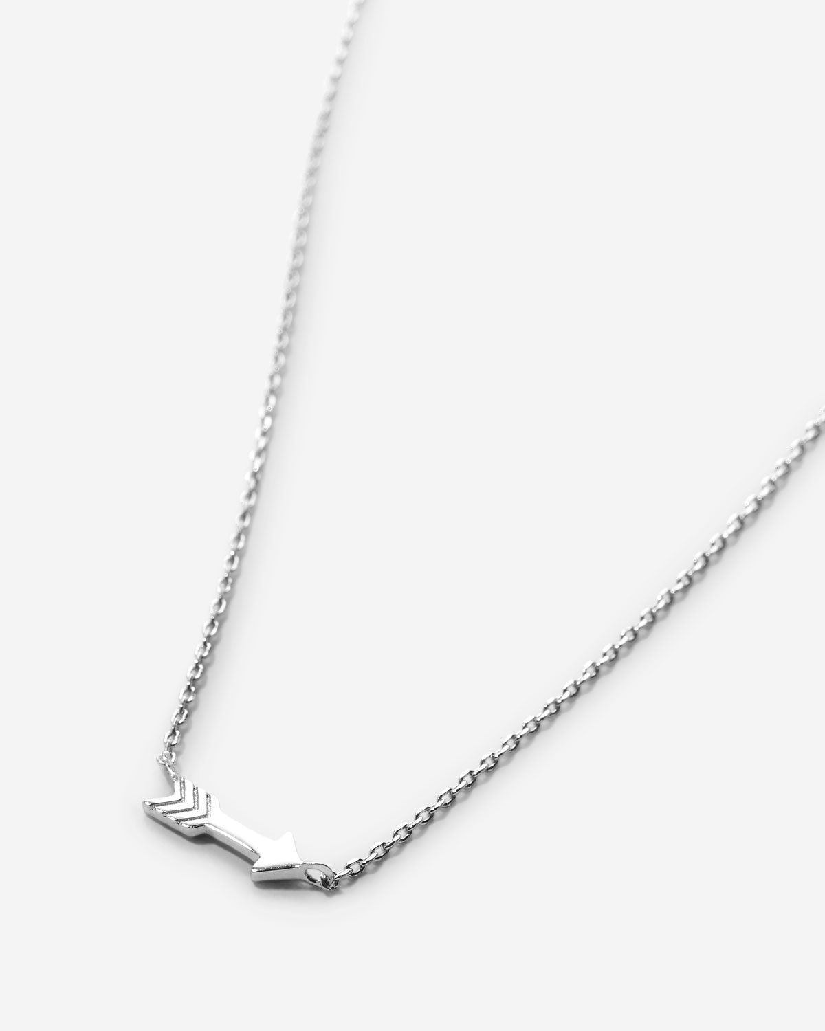 Bryan Anthonys Soul Sisters Silver Arrow Necklace Macro