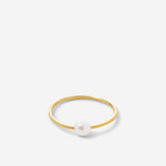 Bryan Anthonys Grit Pearl Gold Ring Macro