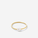 Bryan Anthonys Grit Pearl Gold Ring Macro
