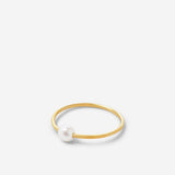 Bryan Anthonys Grit Pearl Gold Ring Macro