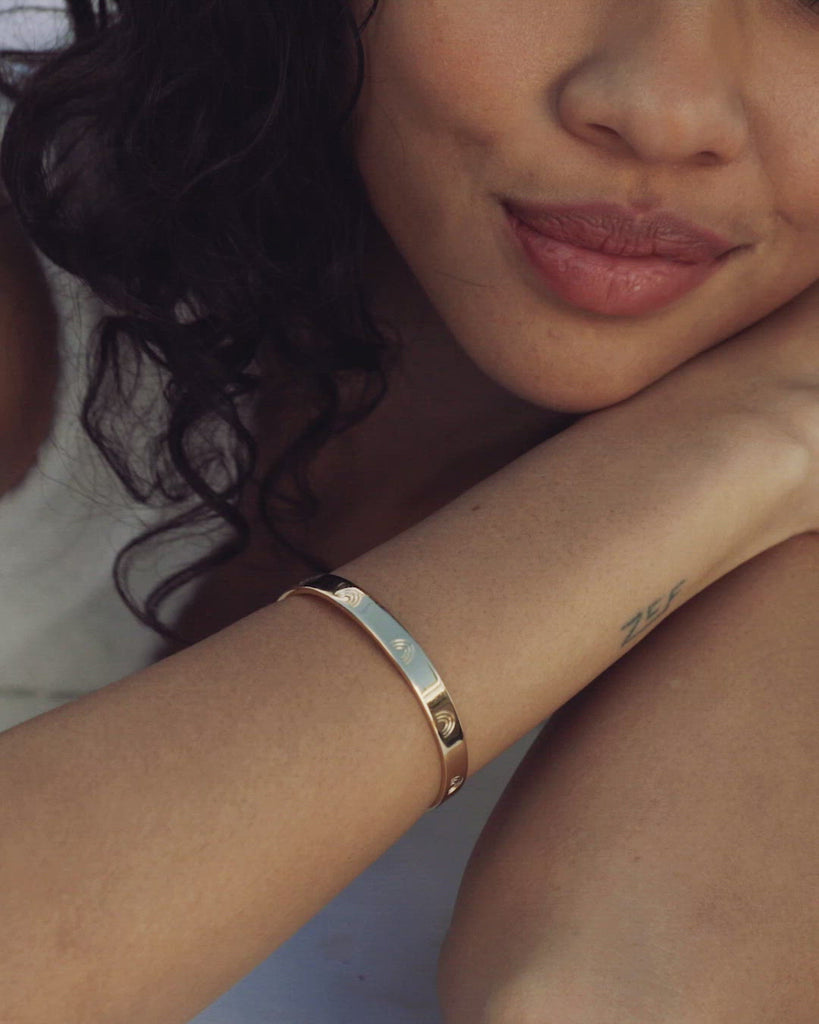Bryan Anthonys Overcome Gold Engraved Cuff On Model Video